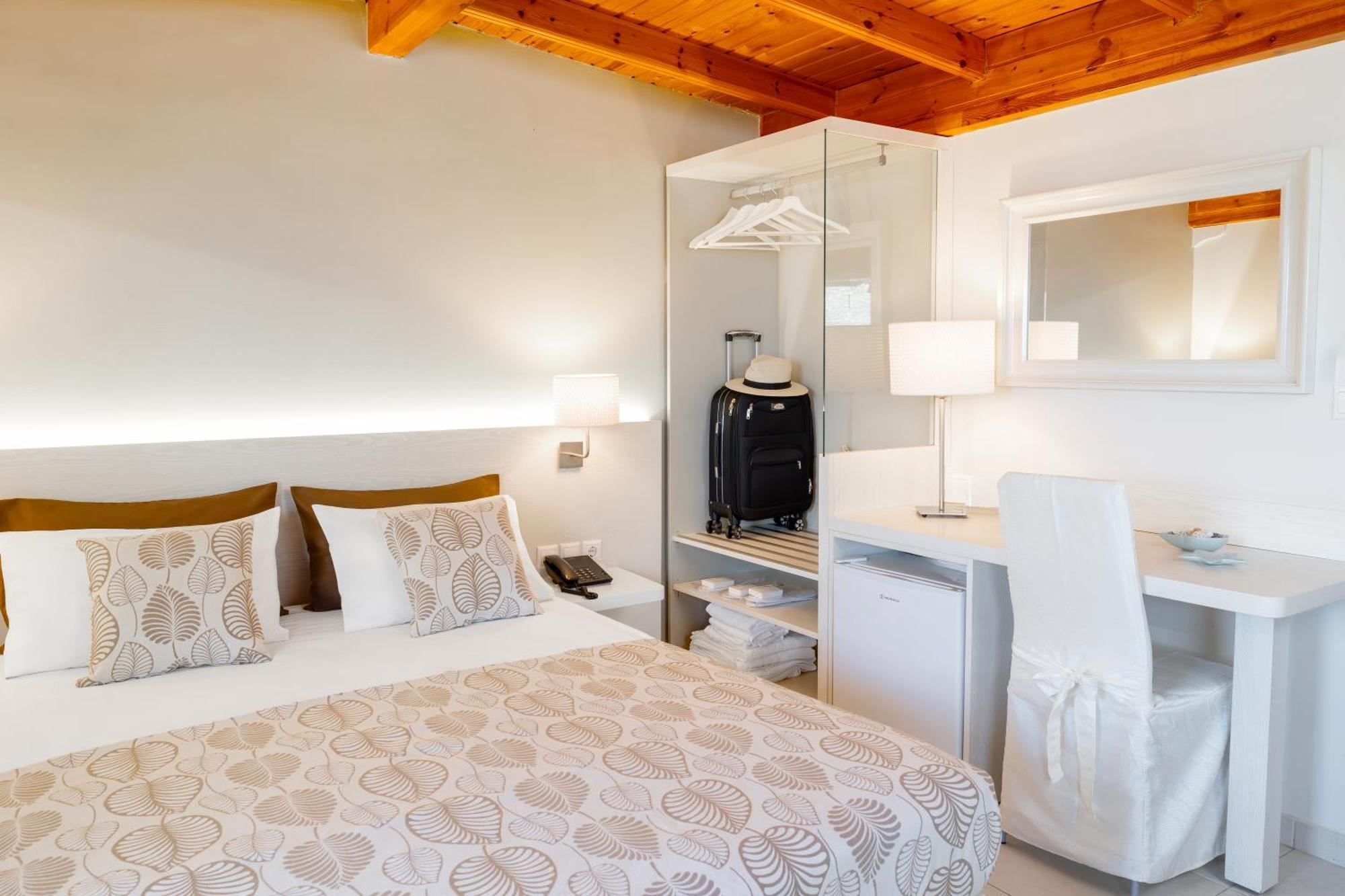 Athos Guest House Pansion Ouranoupoli Eksteriør bilde